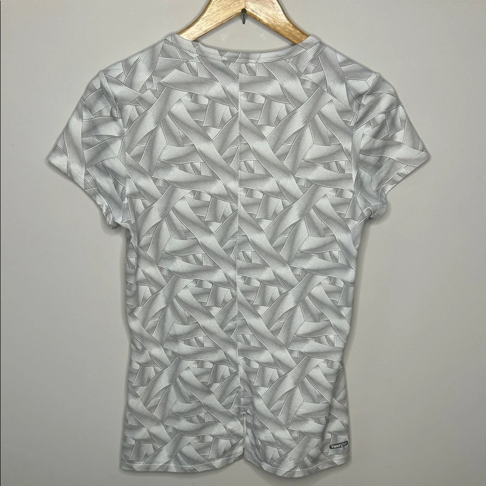 The North Face VaporWick Top - Picture 6 of 9